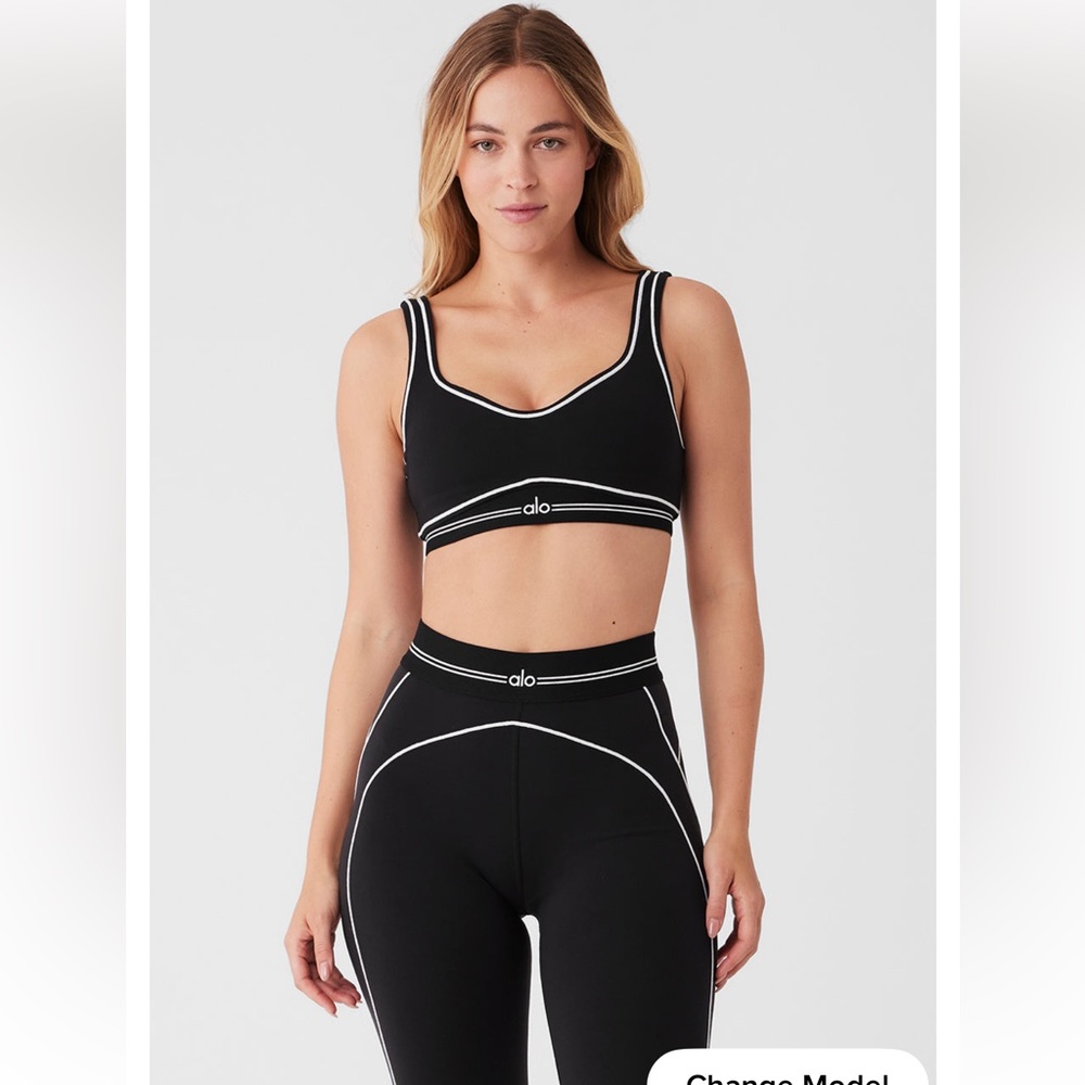 NWT BLACK AND WHITE AIRBRUSH HEART THROB BRA BY ALO